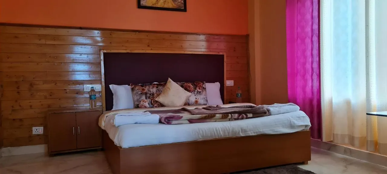 Bridge Valley Resort India